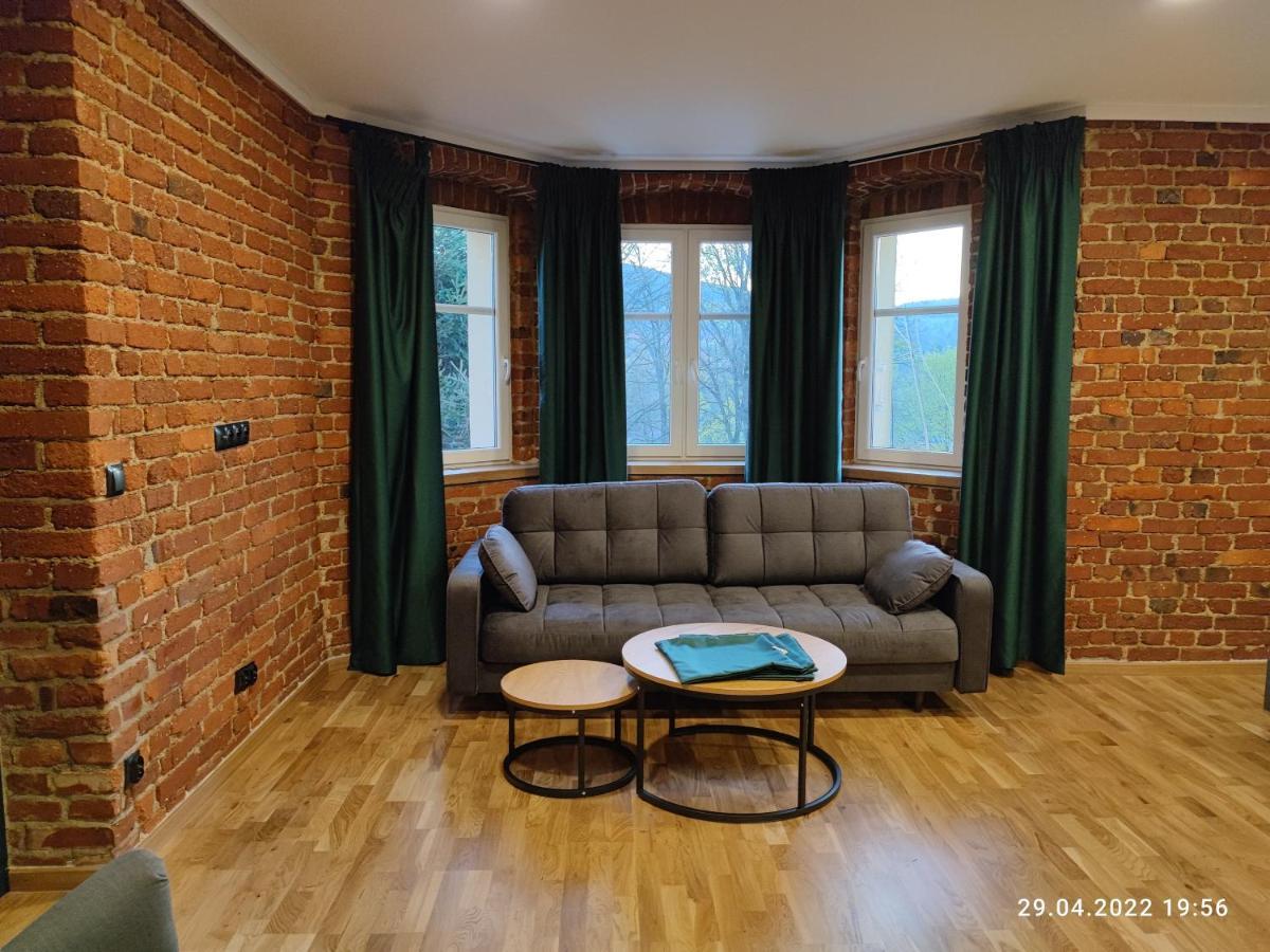 Izerska Weranda - Gorski Apartament 120M2 ชเวียราโดว์-สโดรยจ์ ภายนอก รูปภาพ
